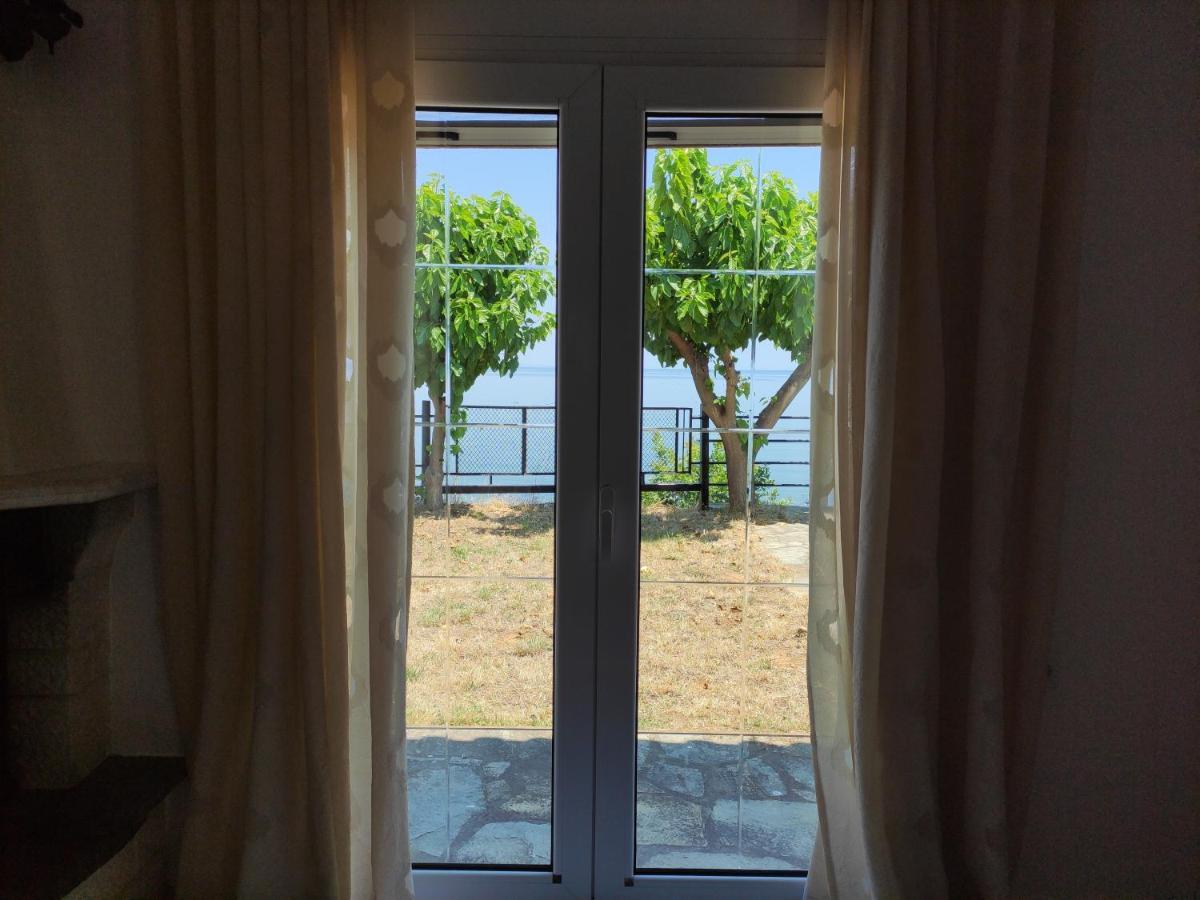 Vila White Clam Vintage House With Sea View & Garden Makrigialos Exteriér fotografie